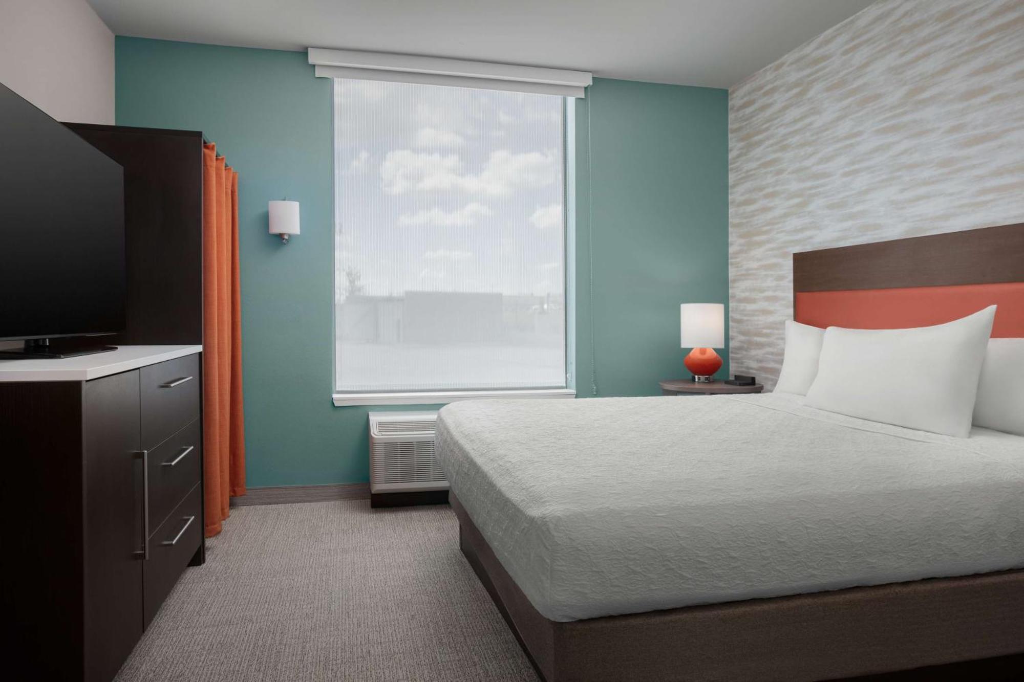 Home2 Suites By Hilton Laredo North Exterior photo